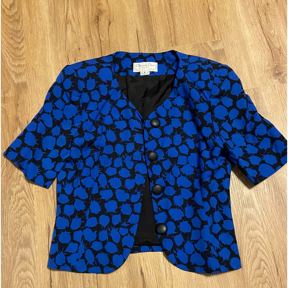 CHRISTIAN DIOR Vintage Jacket: excellent condition.Hidden seams & shoulder pads